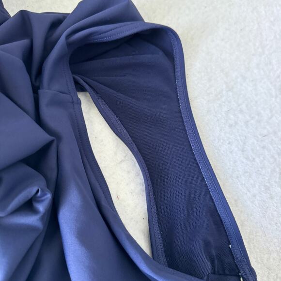 Nip Tuck Swimsuit Womens 6 Blue One Piece Built in Bra Bikini Beachy Pool - Picture 9 of 11